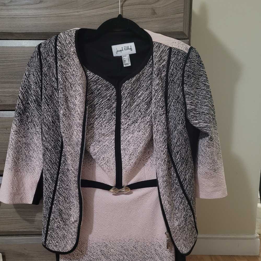 Brand new Joseph Ribkoff set